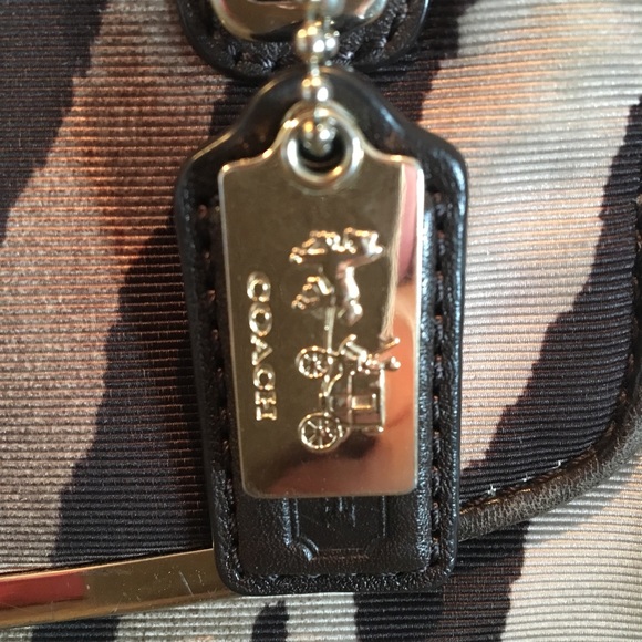 Coach Bag - Picture 2 of 3